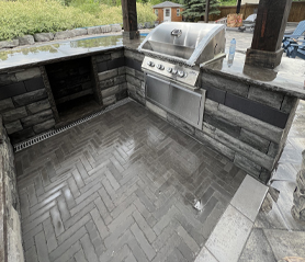 CK Muskoka Beautiful outdoor kitchen